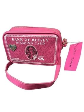 BETSEY JOHNSON XOCARD BANK OF BETSEY DIAMOND CARD CROSSBODY BAG
